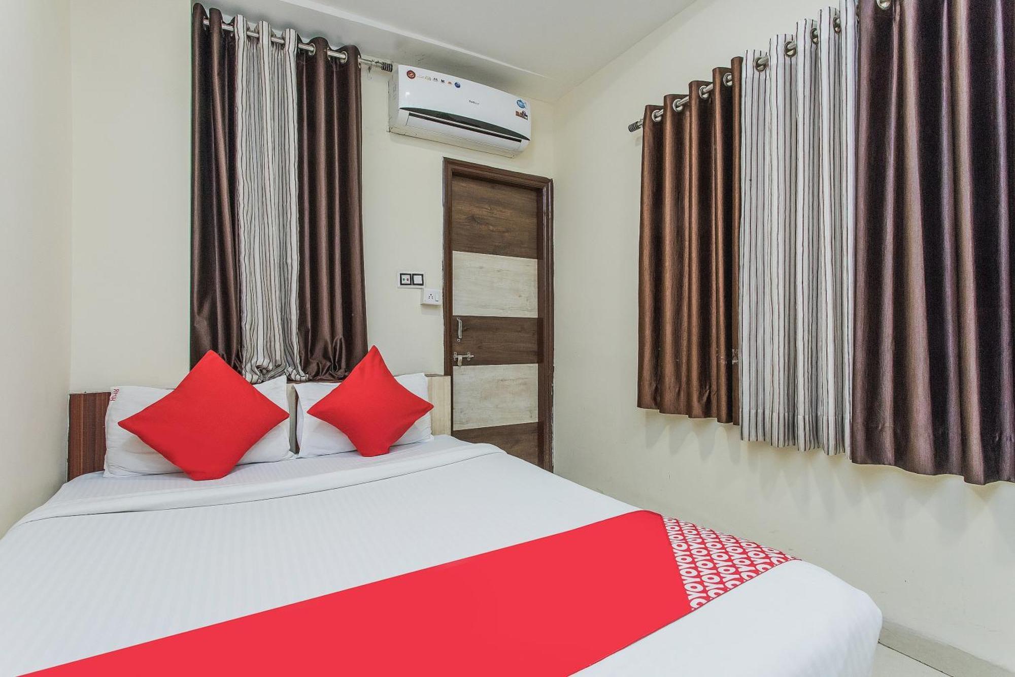 Hotel Mehar Residency Індаур Екстер'єр фото