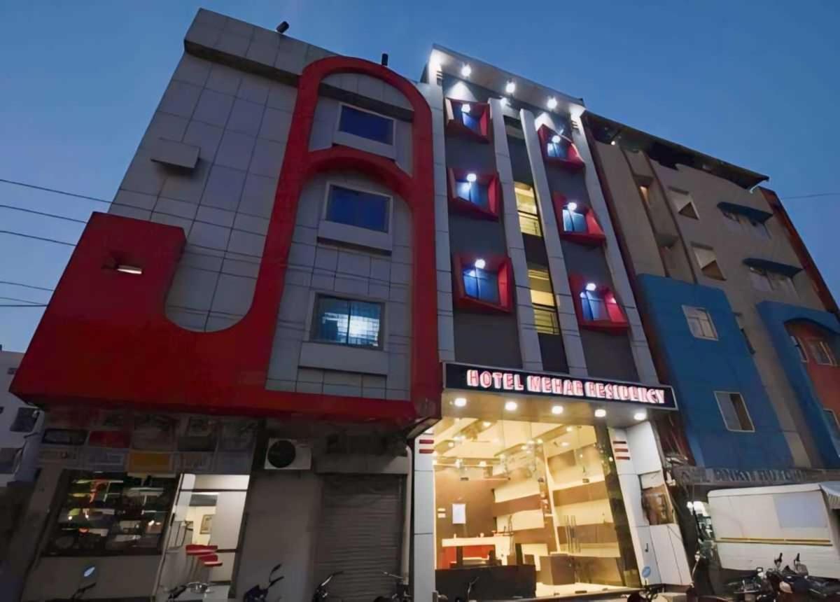 Hotel Mehar Residency Індаур Екстер'єр фото
