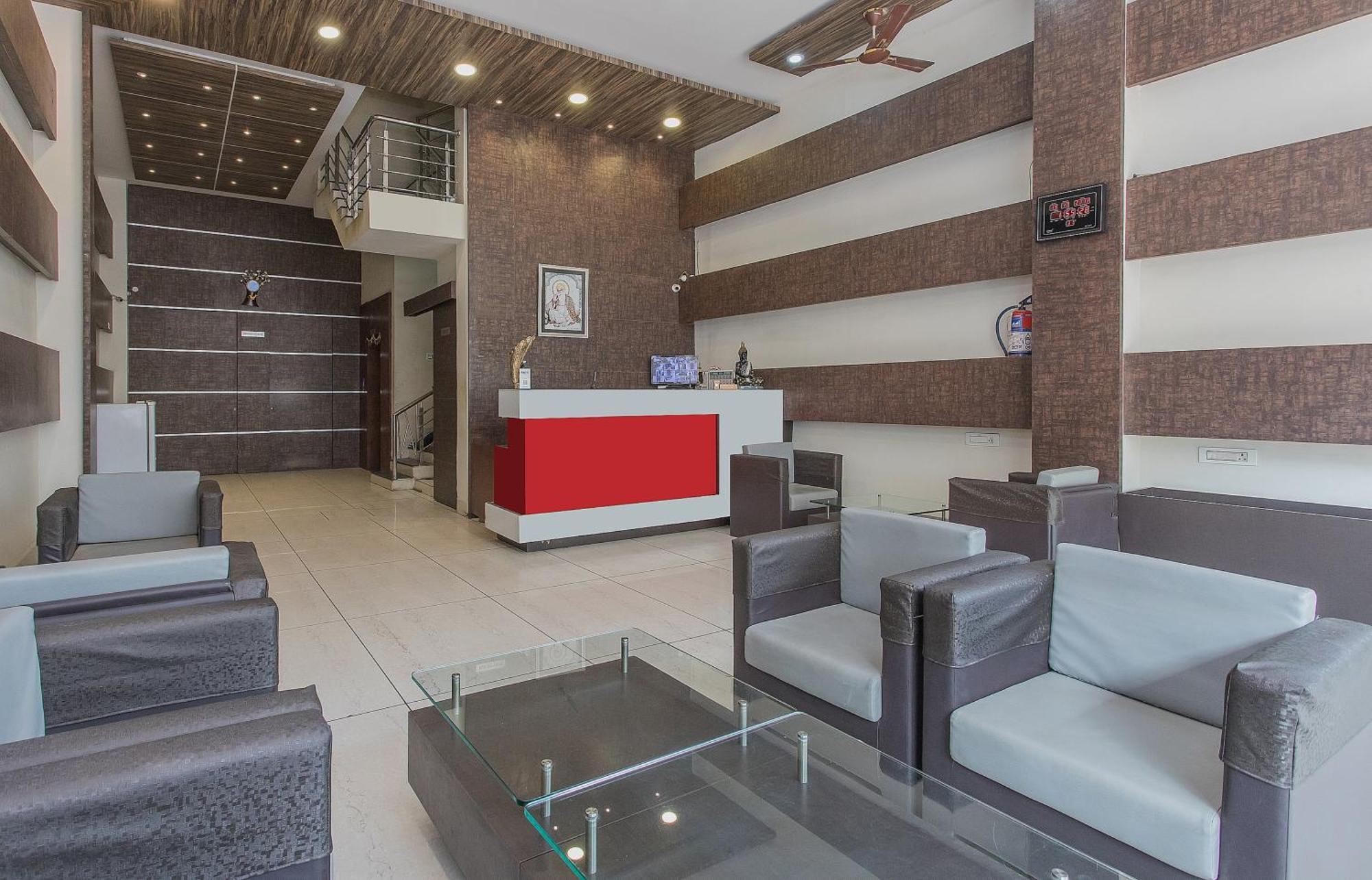 Hotel Mehar Residency Індаур Екстер'єр фото